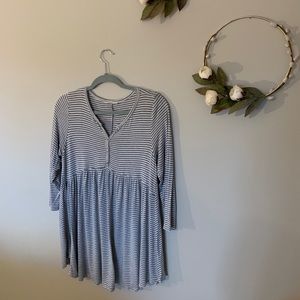 Gray Striped Flowy Top